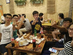 历下烧烤加盟,学烧烤技术,开烧烤店多少钱疯狂烤翅加盟